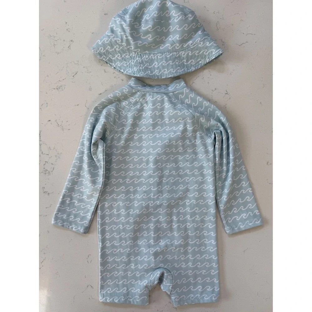 Eddie‎ Bauer Kids UPF 30 Wave Print Rash Guard Swimsuit + Hat Set 18M